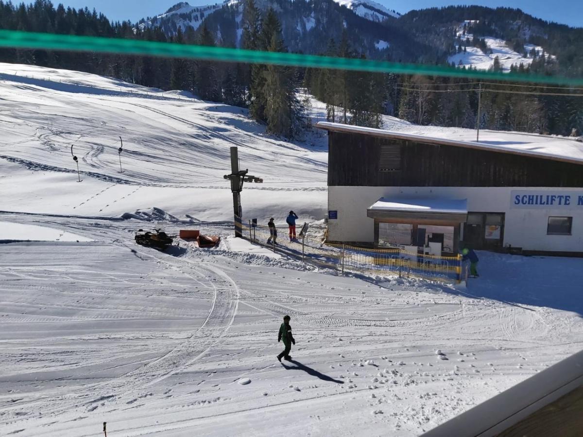 Kraehenberg Am Rande Der Wildnis Apartment Sibratsgfall Bagian luar foto