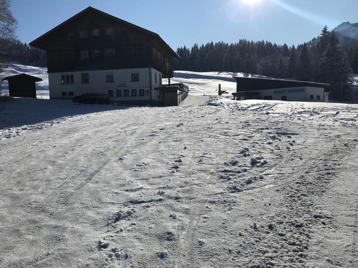 Kraehenberg Am Rande Der Wildnis Apartment Sibratsgfall Bagian luar foto