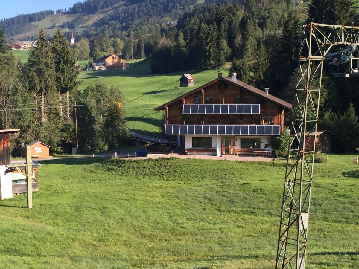 Kraehenberg Am Rande Der Wildnis Apartment Sibratsgfall Bagian luar foto