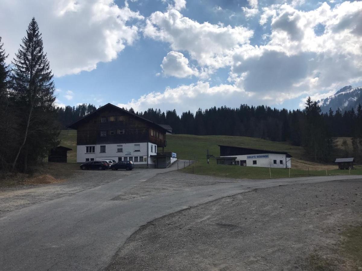 Kraehenberg Am Rande Der Wildnis Apartment Sibratsgfall Bagian luar foto
