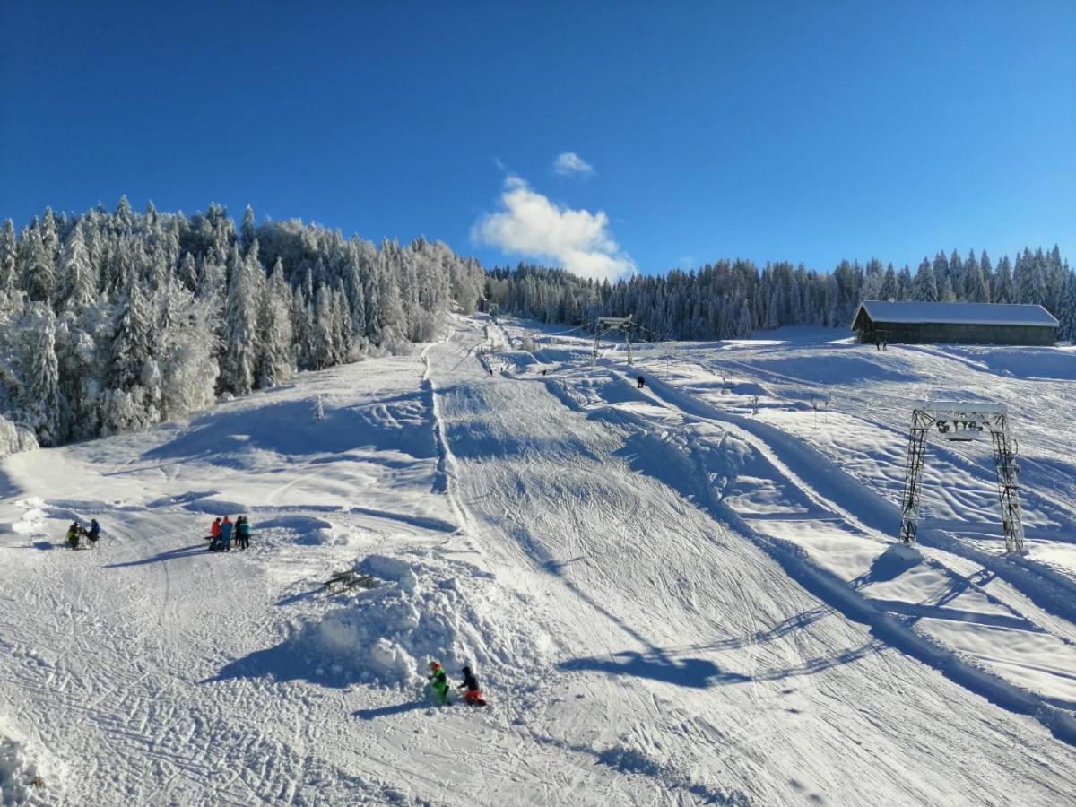Kraehenberg Am Rande Der Wildnis Apartment Sibratsgfall Bagian luar foto